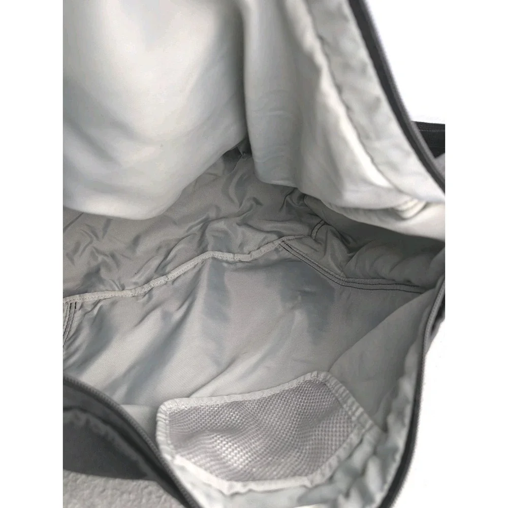 Vtg Nike Y2K Crossbody Bag Duffle Shoulder Gym Workout Travel Carry On Gorpcore